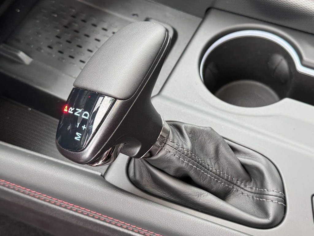 Dodge Durango Vehicle Full-screen Gallery Image 13