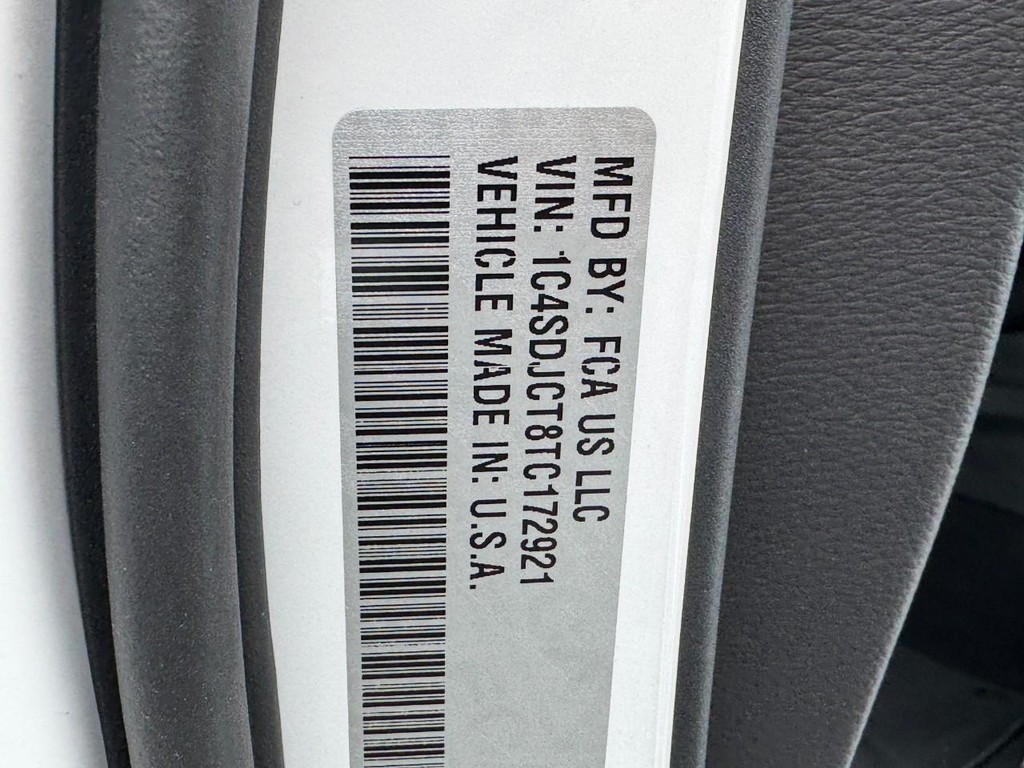 Dodge Durango Vehicle Full-screen Gallery Image 18