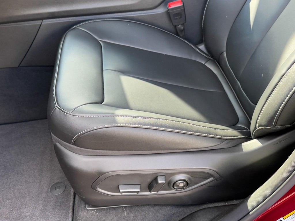 Jeep Grand Cherokee Vehicle Full-screen Gallery Image 16