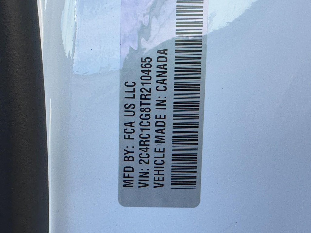 Chrysler Voyager Vehicle Full-screen Gallery Image 19