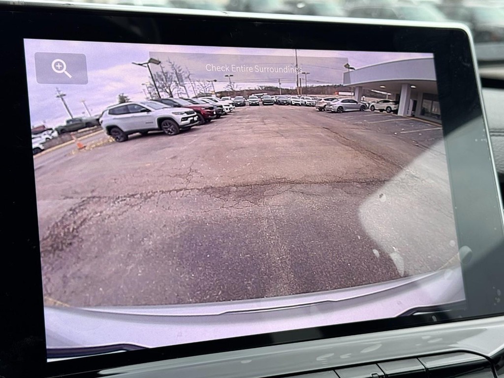 Jeep Compass Vehicle Full-screen Gallery Image 14