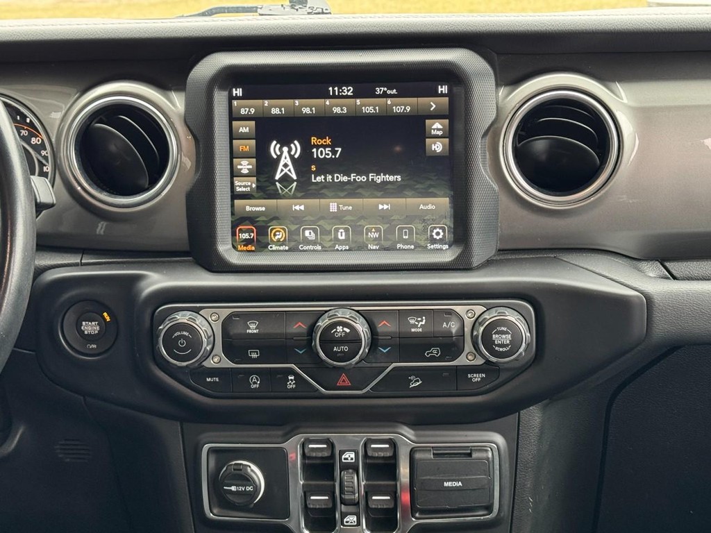 Jeep Wrangler Unlimited Vehicle Full-screen Gallery Image 13