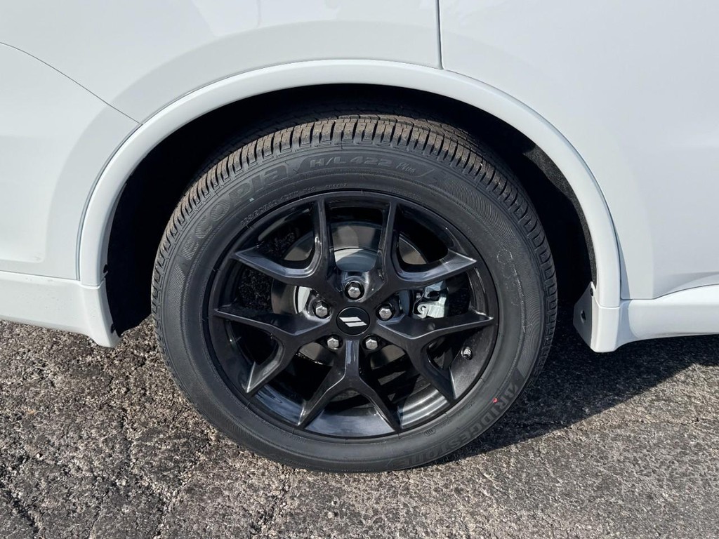 Dodge Durango Vehicle Full-screen Gallery Image 04