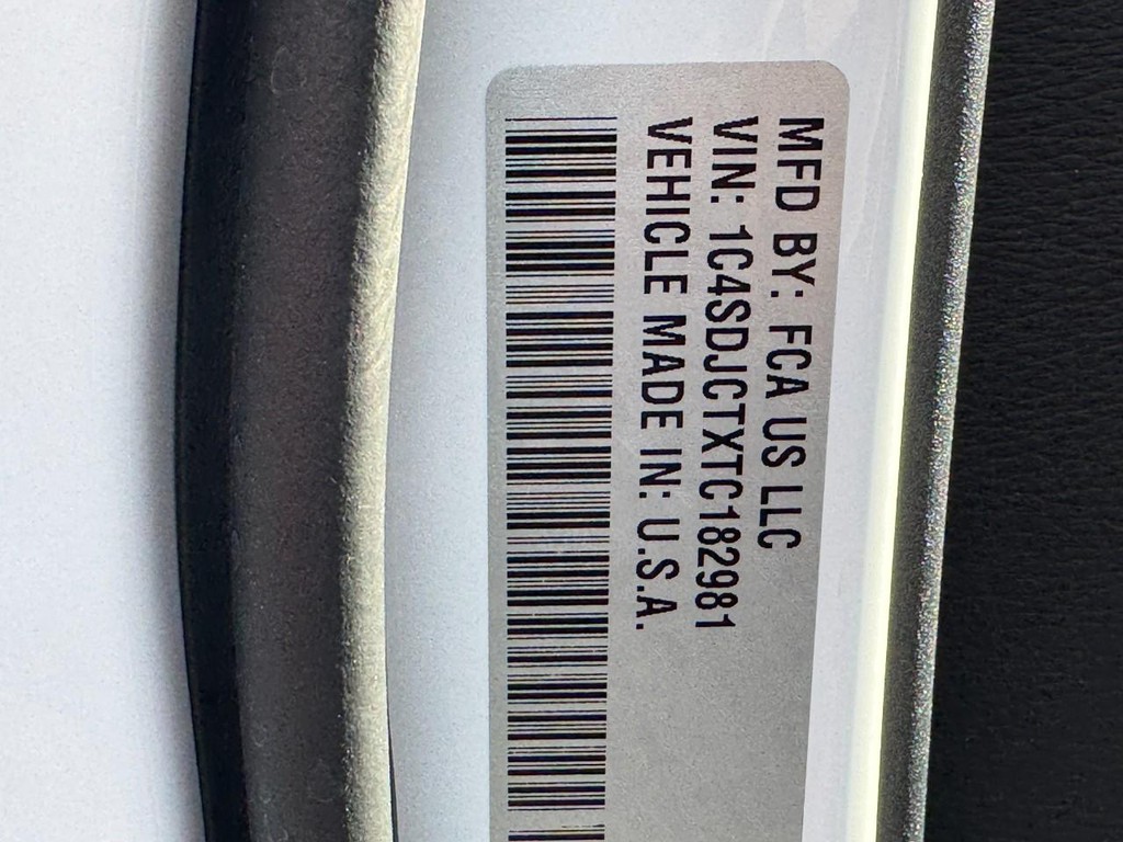 Dodge Durango Vehicle Full-screen Gallery Image 19