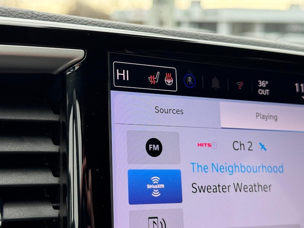 Chrysler Pacifica Vehicle Full-screen Gallery Image 22