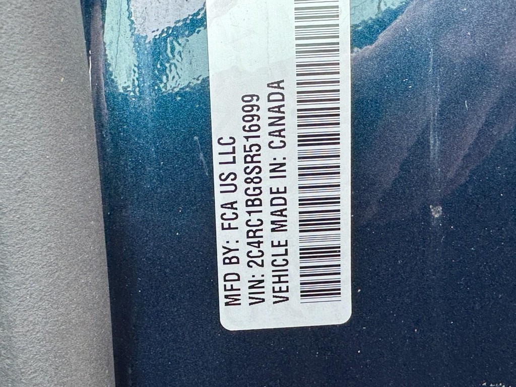 Chrysler Pacifica Vehicle Full-screen Gallery Image 26