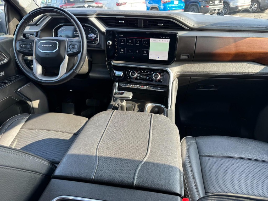 GMC Sierra 1500 Vehicle Full-screen Gallery Image 11