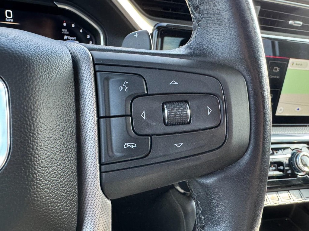 GMC Sierra 1500 Vehicle Full-screen Gallery Image 17