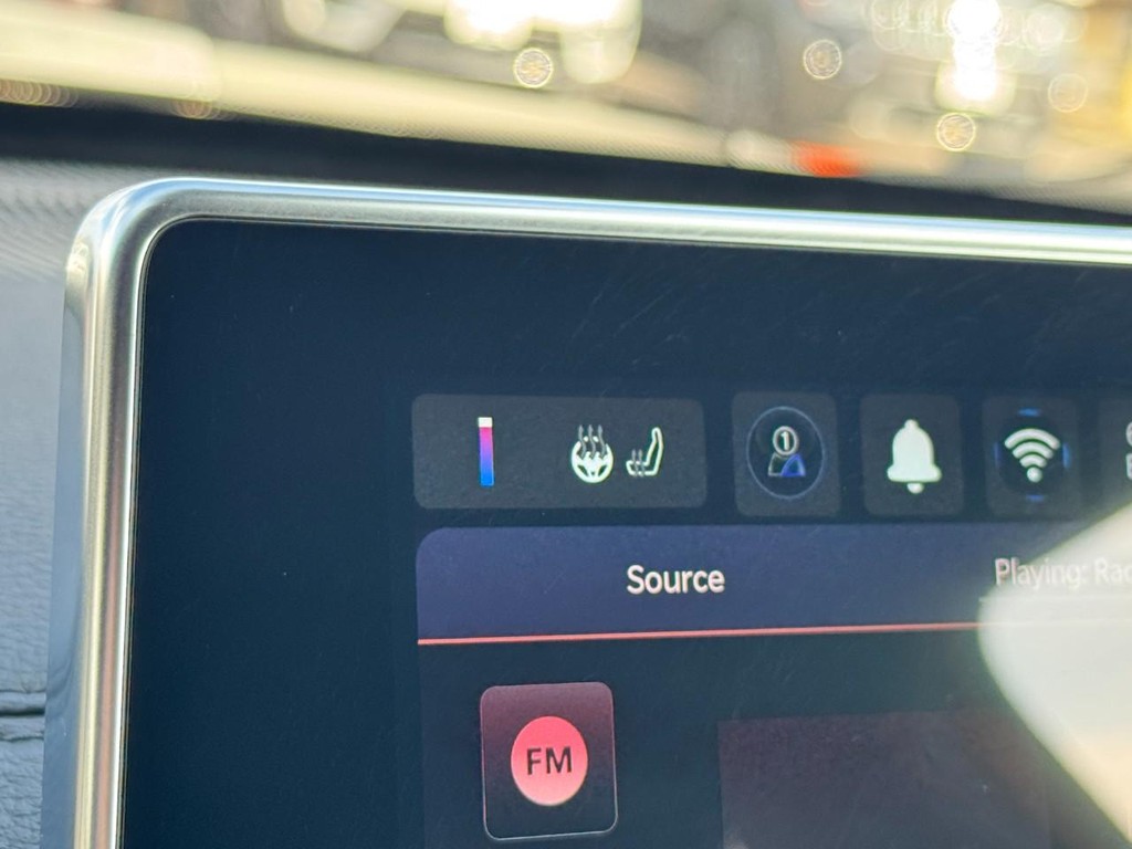 Jeep Compass Vehicle Full-screen Gallery Image 13