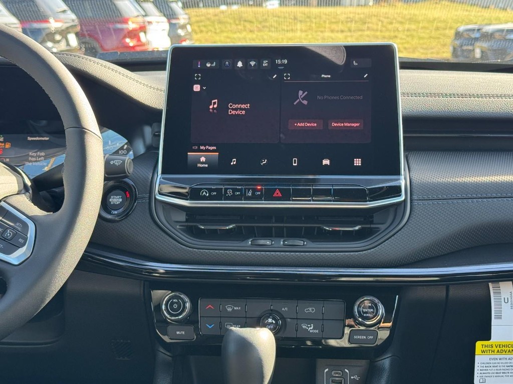 Jeep Compass Vehicle Full-screen Gallery Image 08