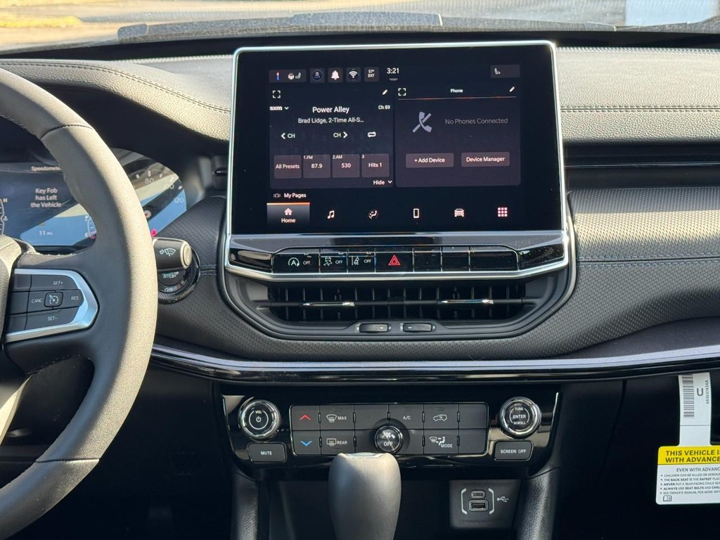 Jeep Compass Vehicle Full-screen Gallery Image 08