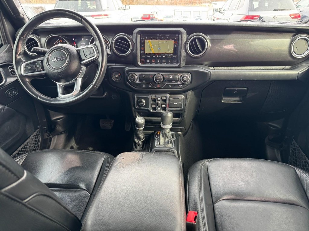 Jeep Wrangler Unlimited Vehicle Full-screen Gallery Image 11