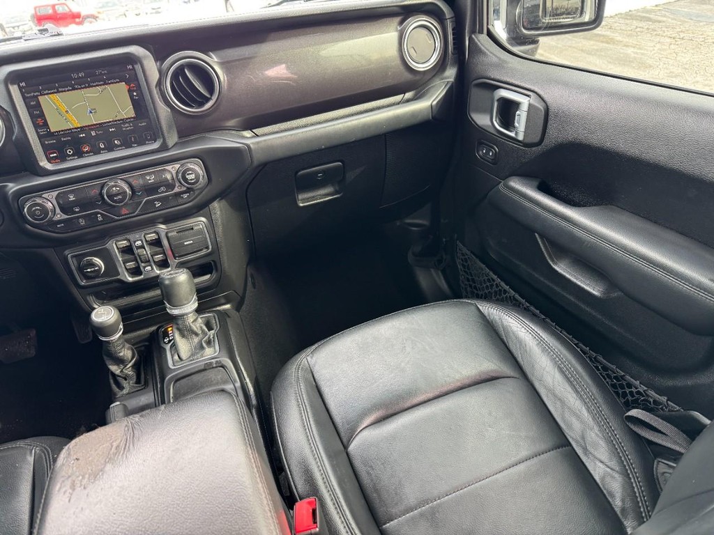 Jeep Wrangler Unlimited Vehicle Full-screen Gallery Image 15