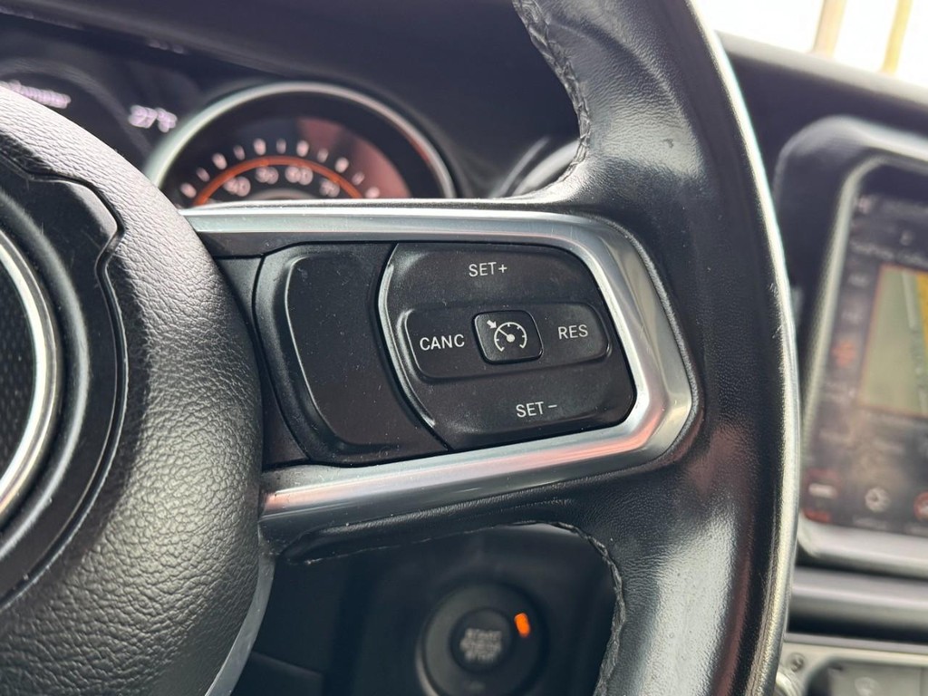 Jeep Wrangler Unlimited Vehicle Full-screen Gallery Image 17