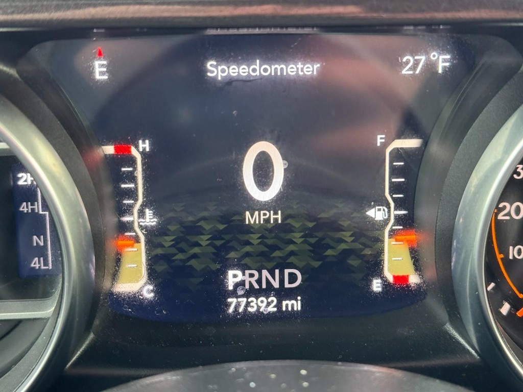 Jeep Wrangler Unlimited Vehicle Full-screen Gallery Image 18