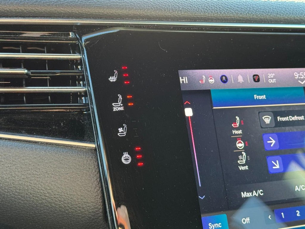 Jeep Wagoneer Vehicle Full-screen Gallery Image 21