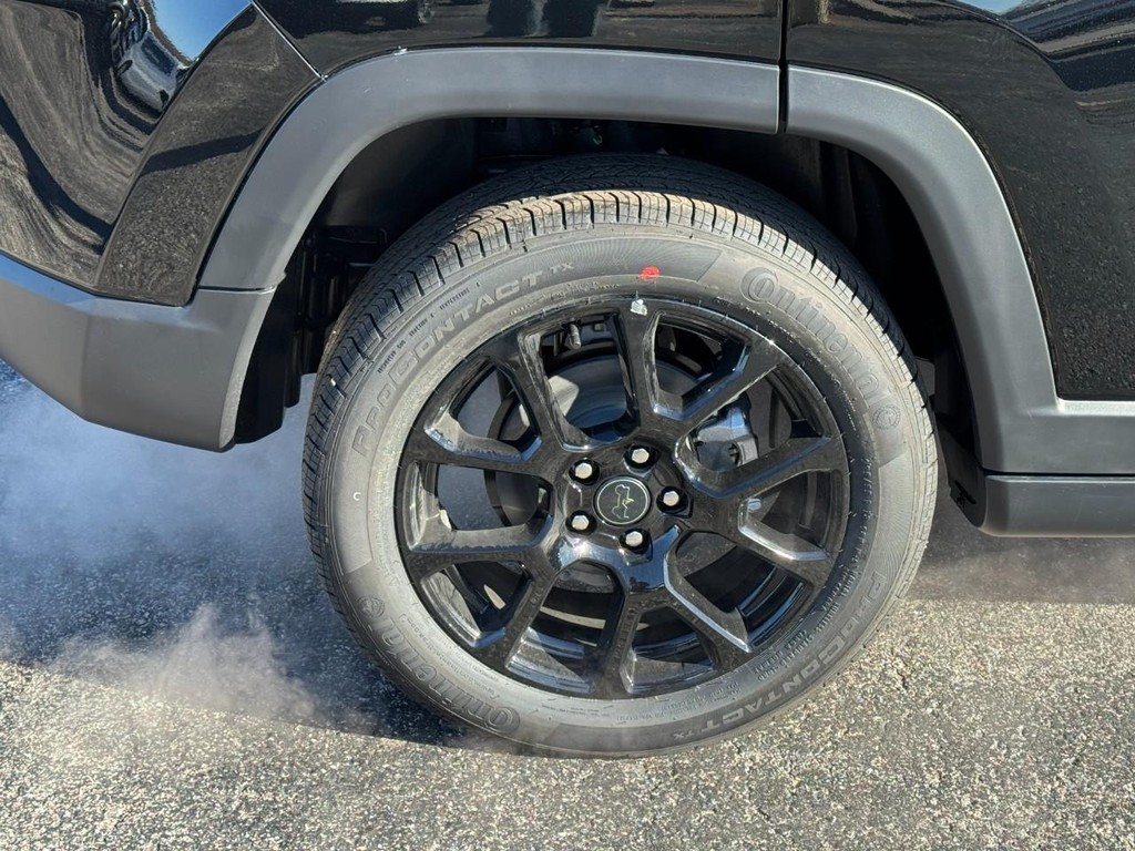 Jeep Compass Vehicle Full-screen Gallery Image 04