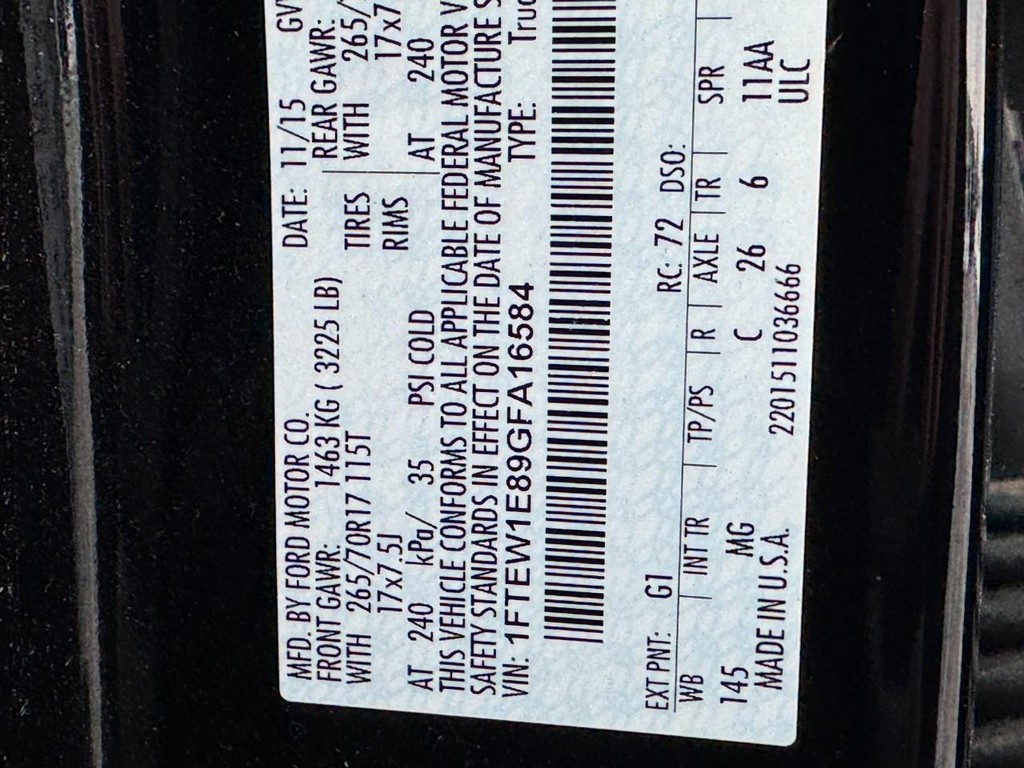 Ford F-150 Vehicle Full-screen Gallery Image 22