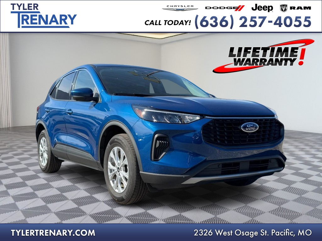 Ford Escape Vehicle Full-screen Gallery Image 01