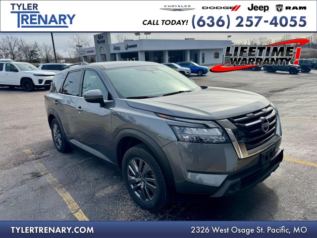 more details - nissan pathfinder