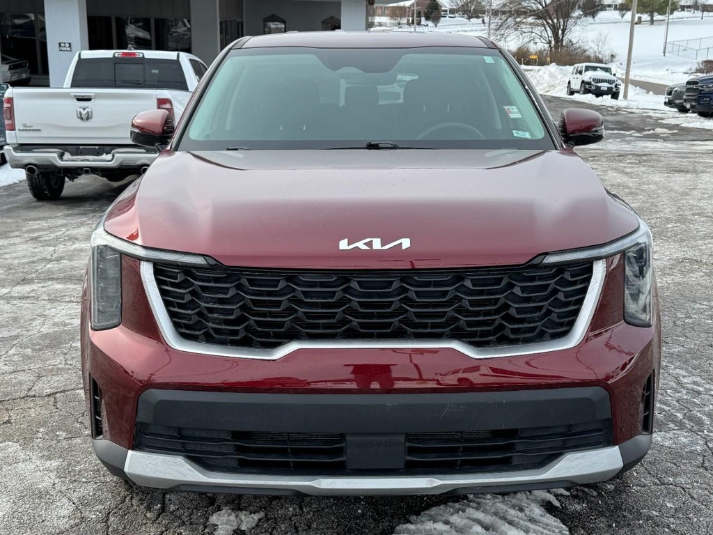 Kia Sorento Vehicle Full-screen Gallery Image 07