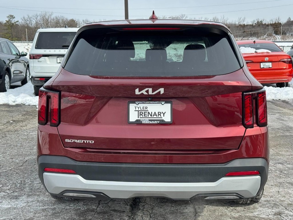 Kia Sorento Vehicle Full-screen Gallery Image 08