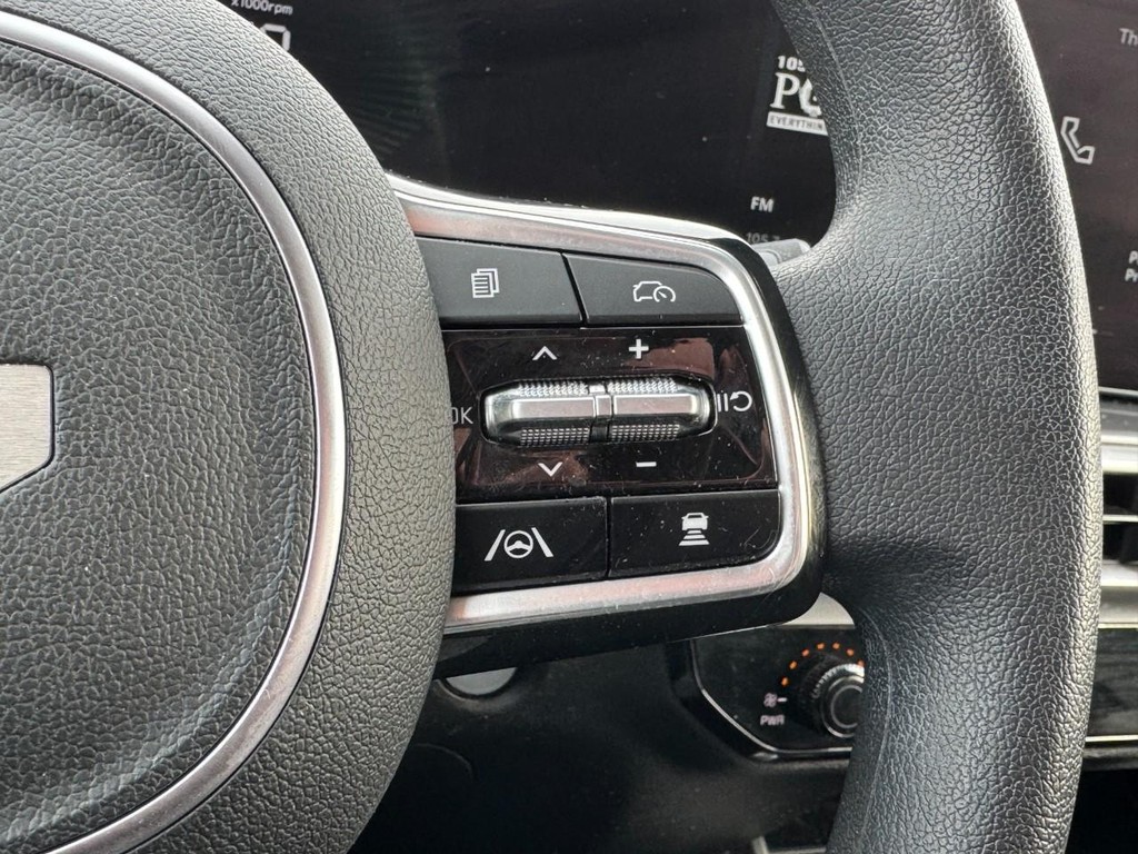 Kia Sorento Vehicle Full-screen Gallery Image 18