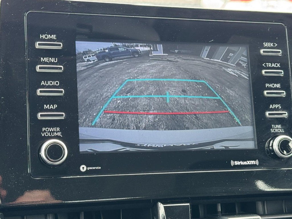 Toyota Camry Vehicle Full-screen Gallery Image 19