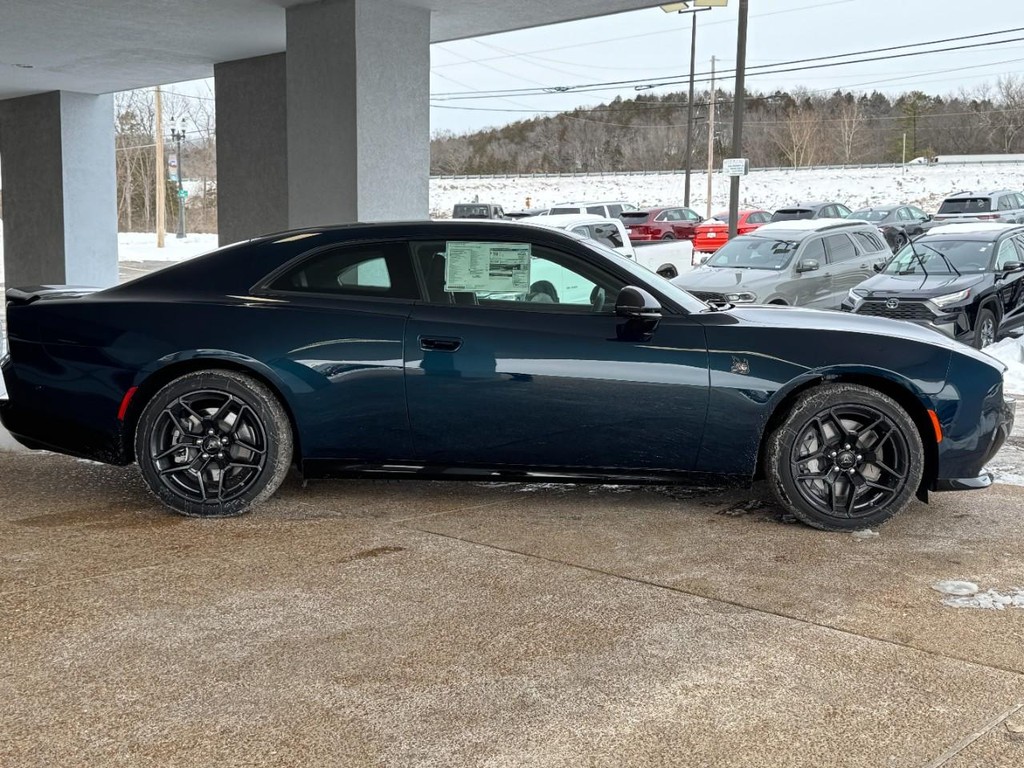 Dodge Charger Vehicle Full-screen Gallery Image 02