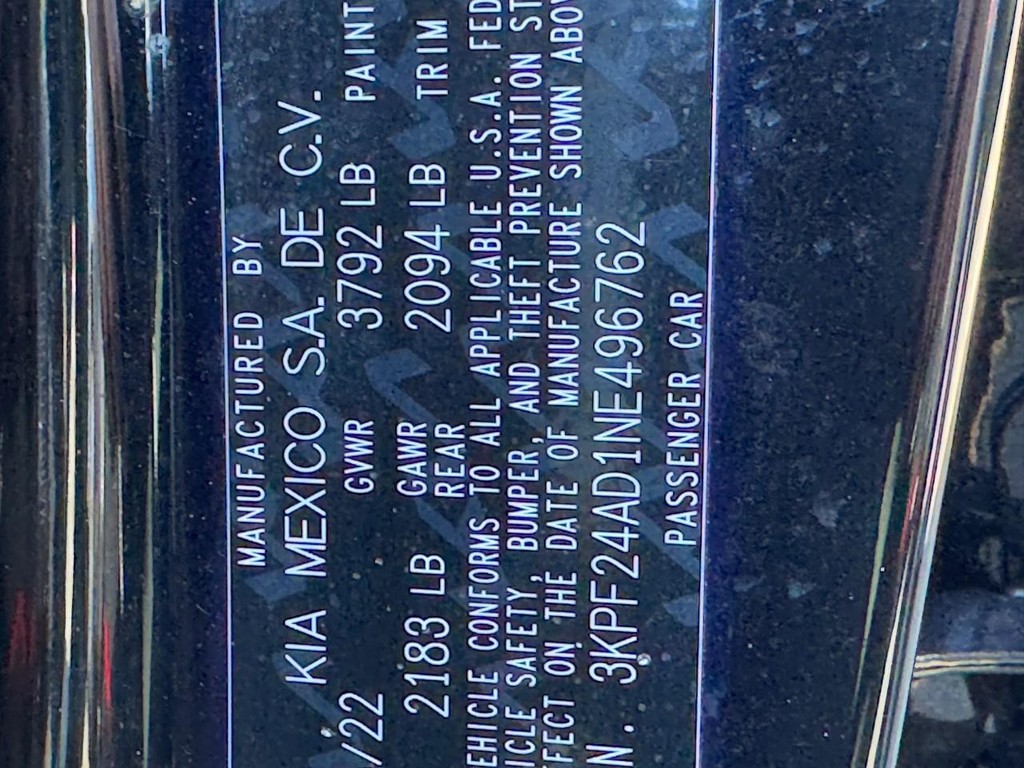 Kia Forte Vehicle Full-screen Gallery Image 22