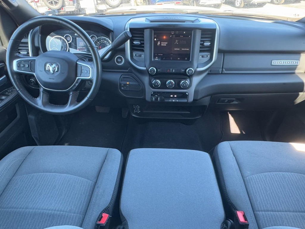 Ram 2500 Vehicle Full-screen Gallery Image 11