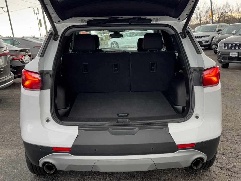 Chevrolet Blazer Vehicle Full-screen Gallery Image 09