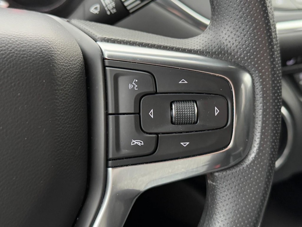 Chevrolet Blazer Vehicle Full-screen Gallery Image 17