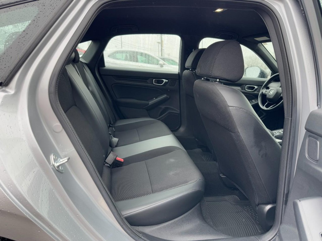 Honda Civic Sedan Vehicle Full-screen Gallery Image 10