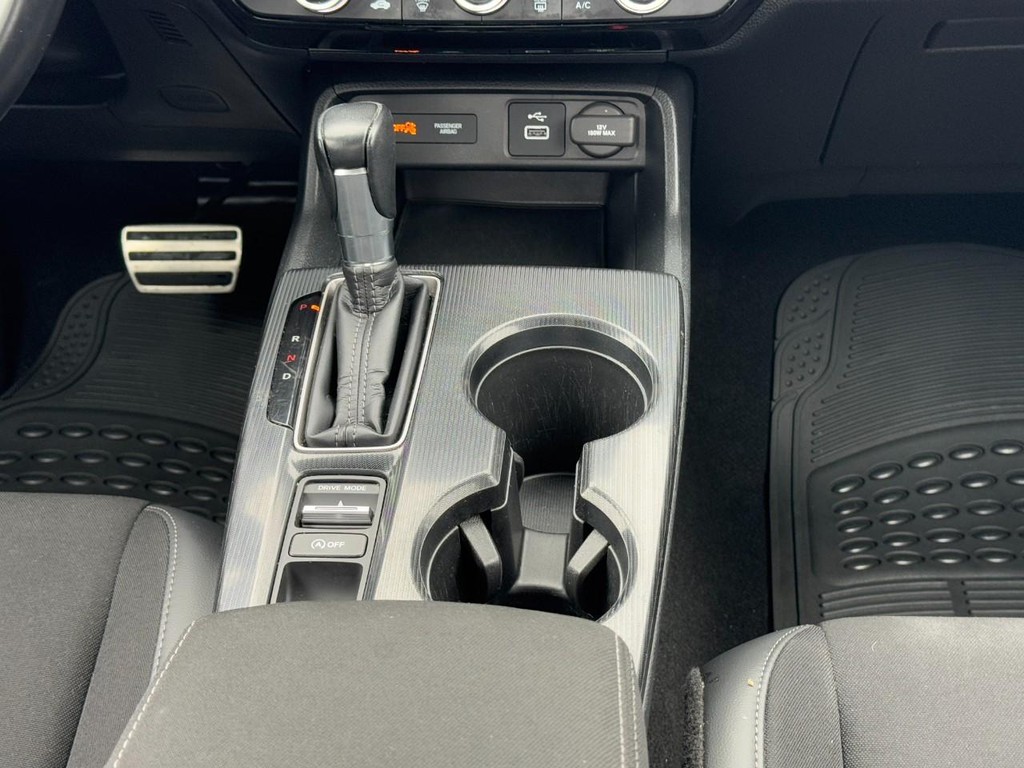 Honda Civic Sedan Vehicle Full-screen Gallery Image 14