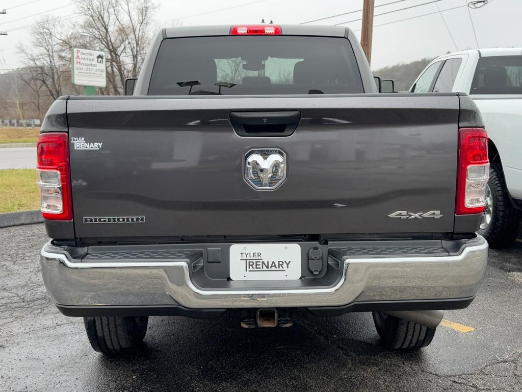 Ram 2500 Vehicle Full-screen Gallery Image 08