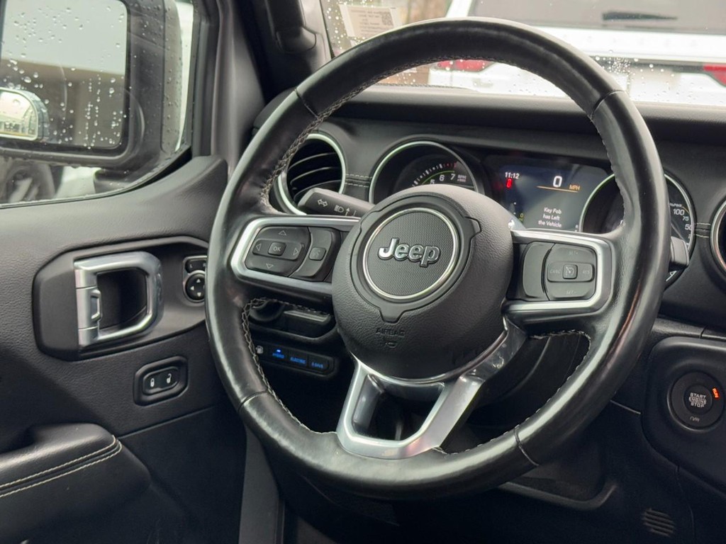 Jeep Wrangler 4xe Vehicle Full-screen Gallery Image 12