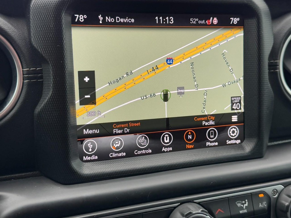 Jeep Wrangler 4xe Vehicle Full-screen Gallery Image 21