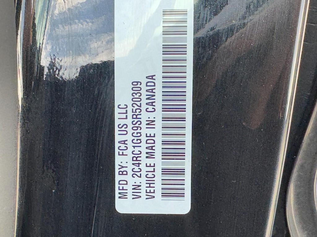 Chrysler Pacifica Vehicle Full-screen Gallery Image 27