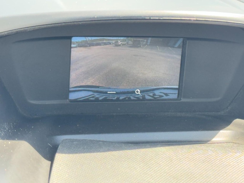 Ford Escape Vehicle Full-screen Gallery Image 19