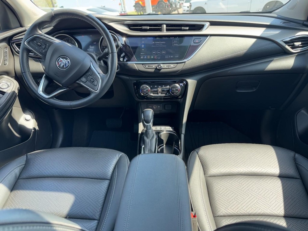 Buick Encore GX Vehicle Full-screen Gallery Image 11