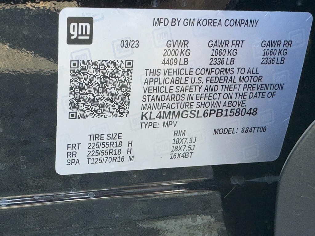 Buick Encore GX Vehicle Full-screen Gallery Image 24