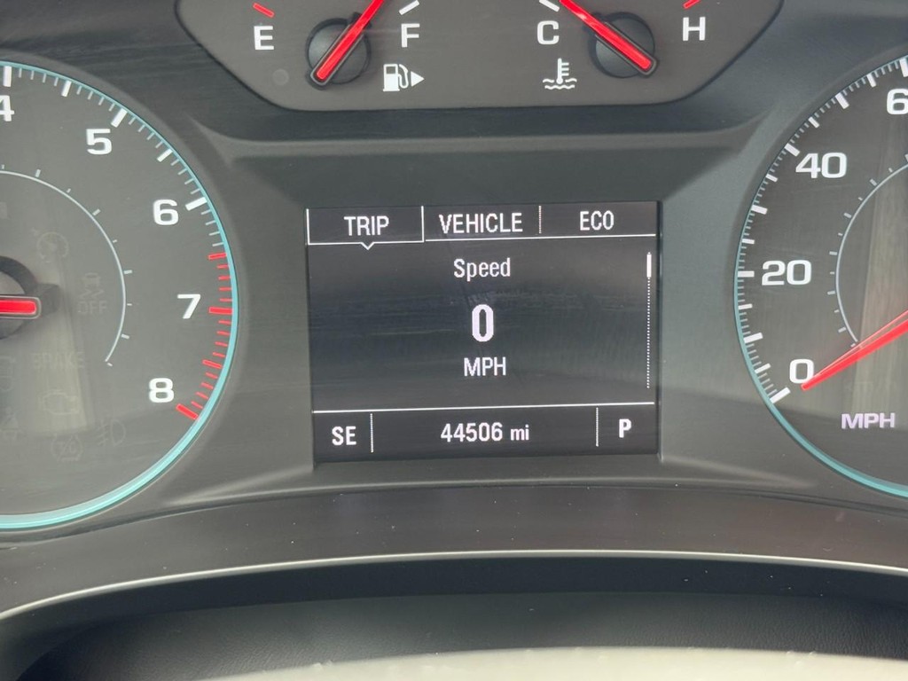 Chevrolet Malibu Vehicle Full-screen Gallery Image 18