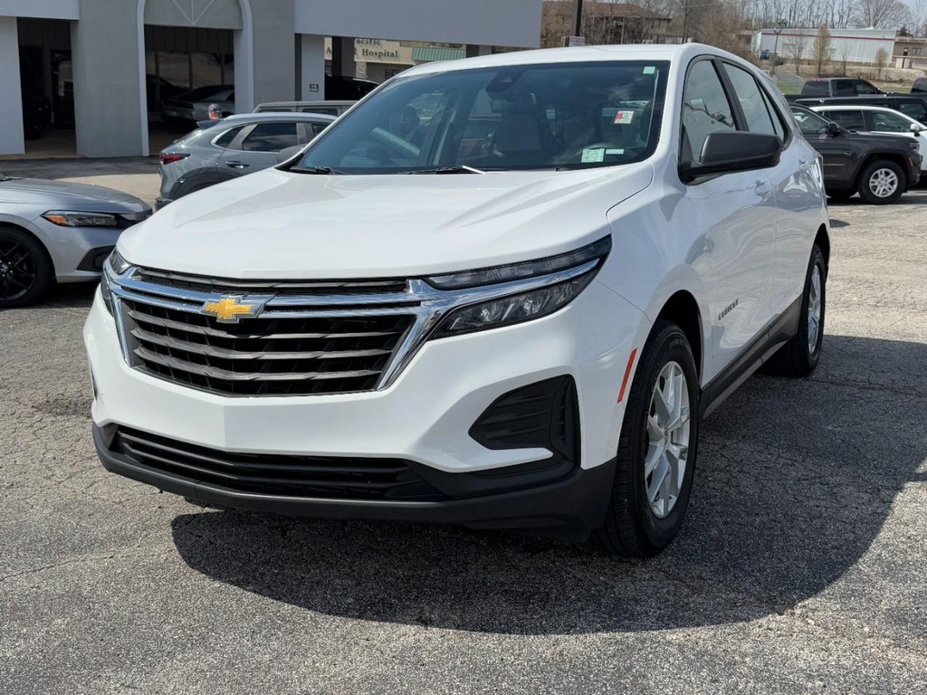 Chevrolet Equinox Vehicle Full-screen Gallery Image 06