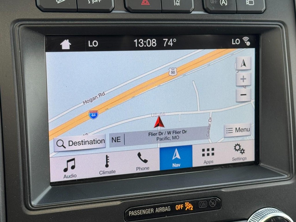 Ford Expedition Vehicle Full-screen Gallery Image 22