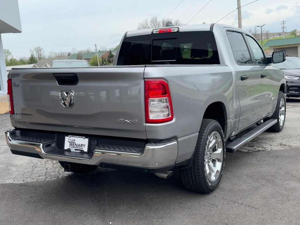 Ram 1500 Vehicle Full-screen Gallery Image 04