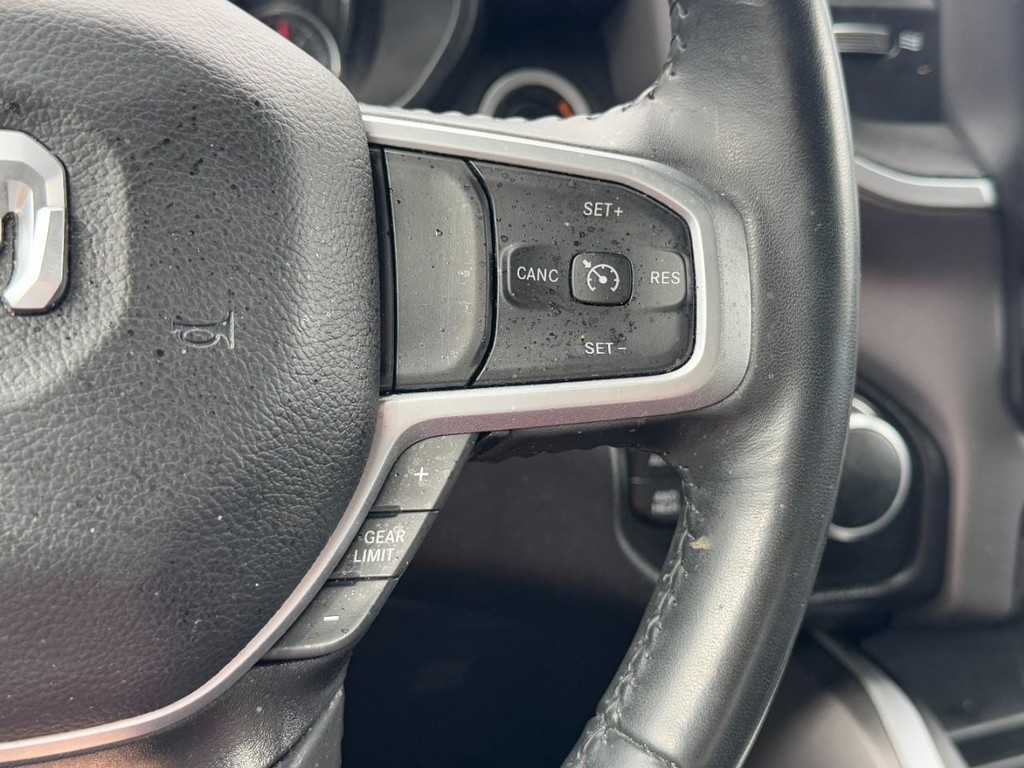 Ram 1500 Vehicle Full-screen Gallery Image 19
