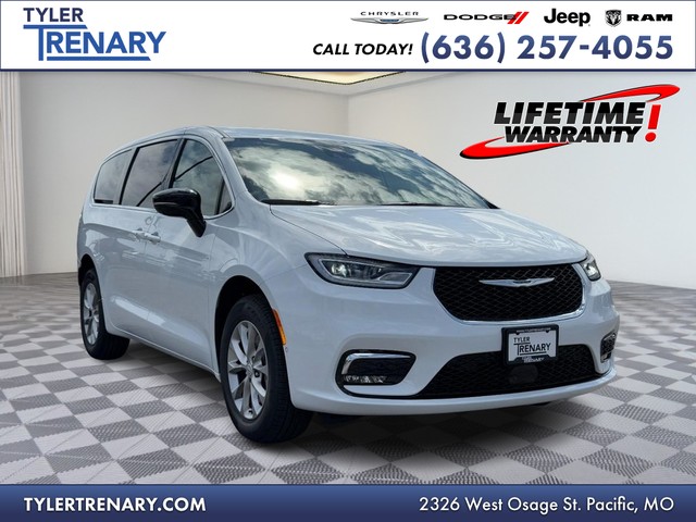 more details - chrysler pacifica