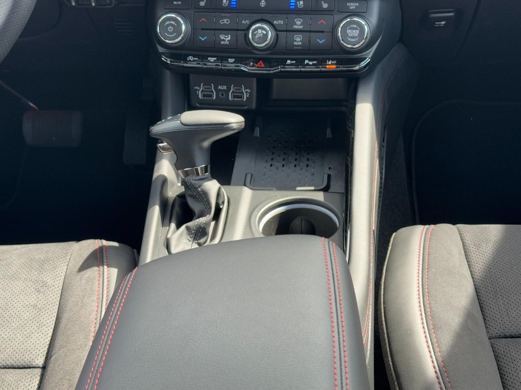 Dodge Durango Vehicle Full-screen Gallery Image 10