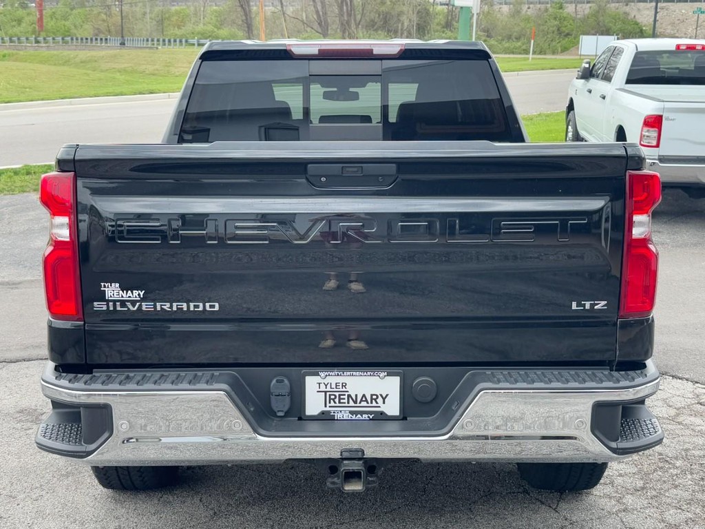 Chevrolet Silverado 1500 Vehicle Full-screen Gallery Image 08